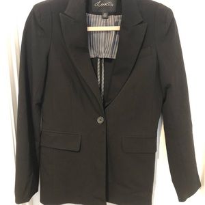 3/$15 Forever 21 black blazer needs a few stitches